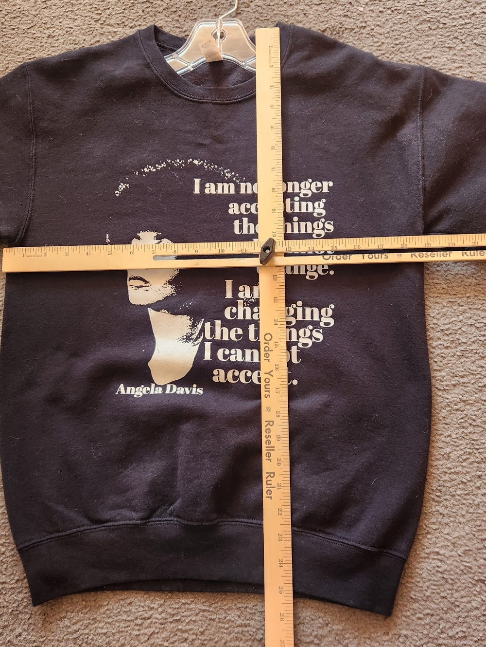 ANGELA DAVIS Women's Sweatshirt Small Black Crew Neck Social Change Vintage - Picture 6 of 8